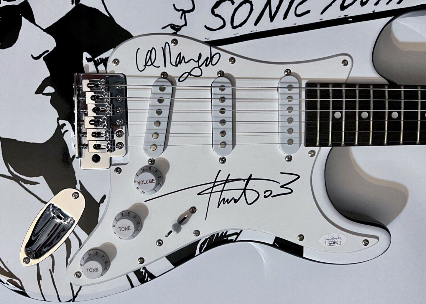 Sonic Youth JSA Autograph Signed Stratocaster Guitar  Thurston Moore  Lee Ranald