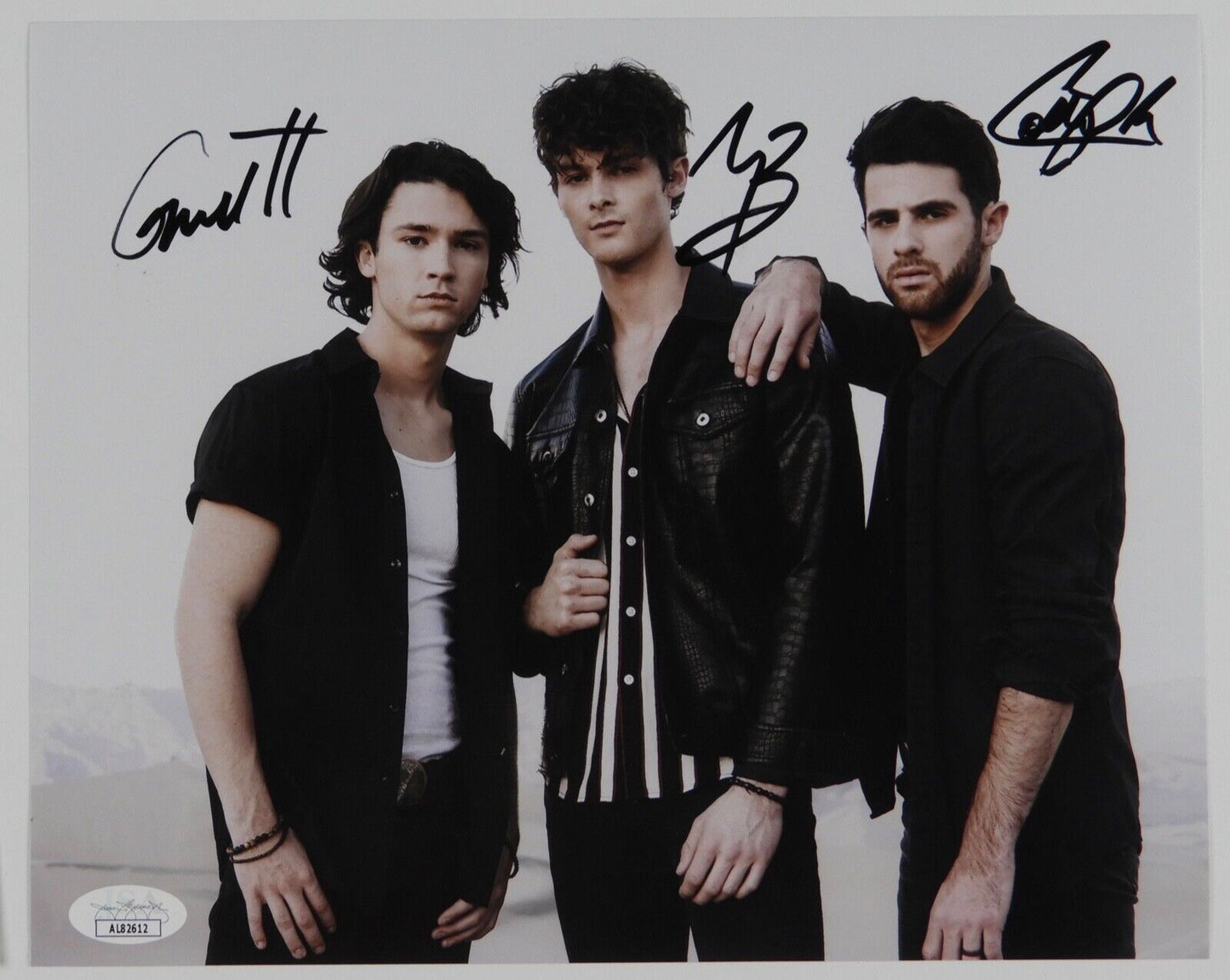 Restless Road JSA Signed Autograph 8 x 10 Photo Country Music Star