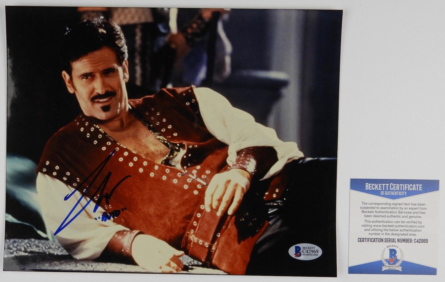 Bruce Campbell signed autograph photo 8 x 10 BAS COA Beckett