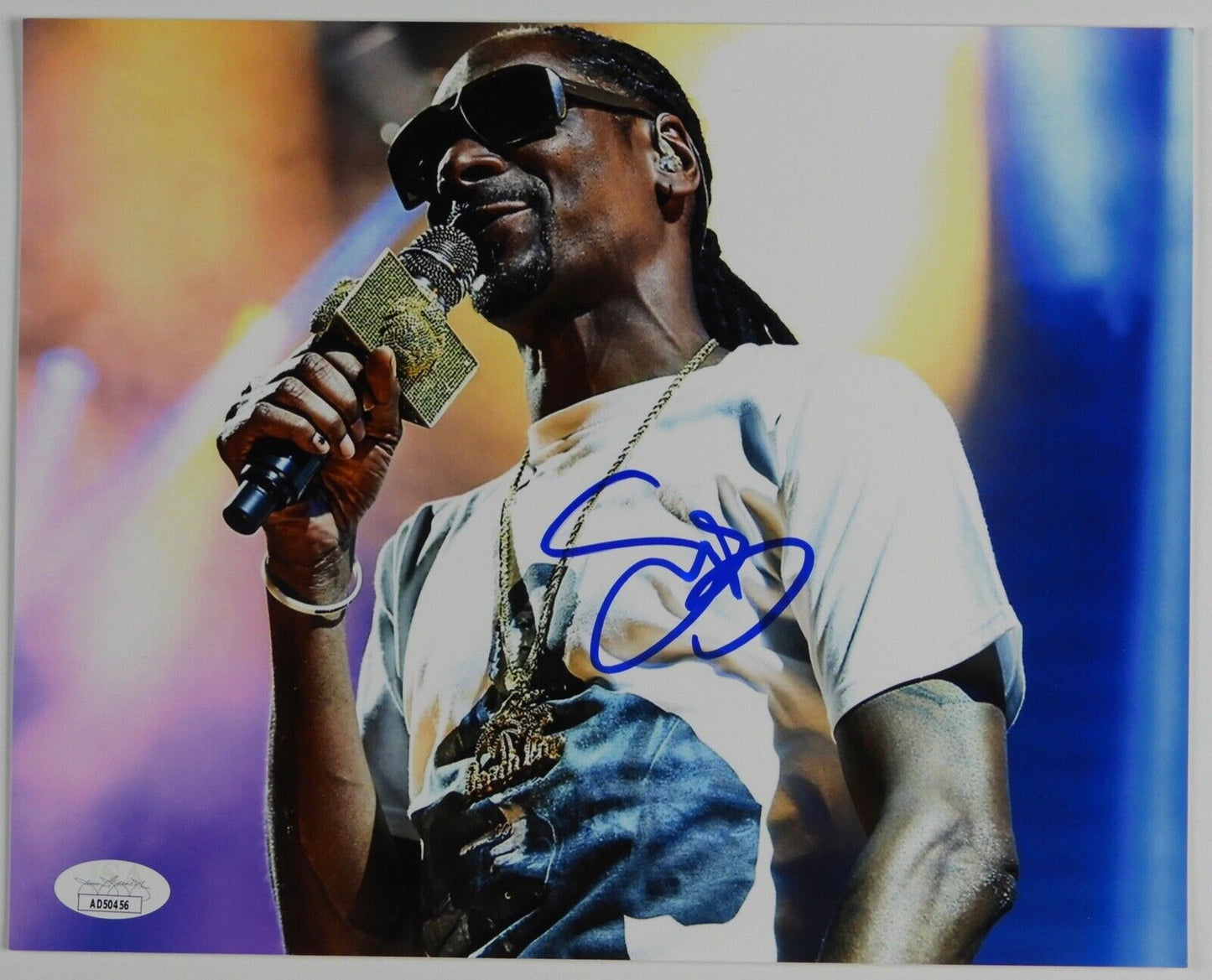 Snoop Dogg JSA Autograph Signed 8 x 10 Photo