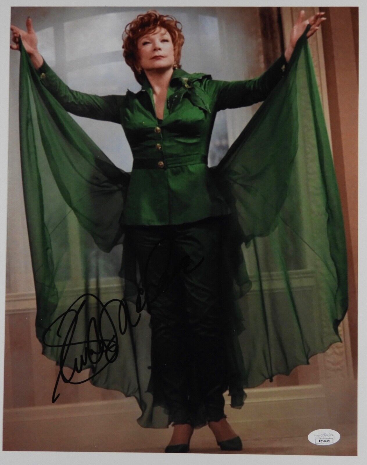 Shirley MacLaine JSA signed autograph 11 x 14 Photo