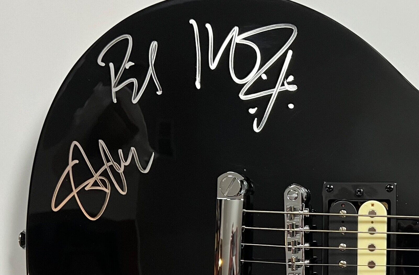 Billy Idol Steve Stevens Autograph Signed Guitar JSA Les Paul