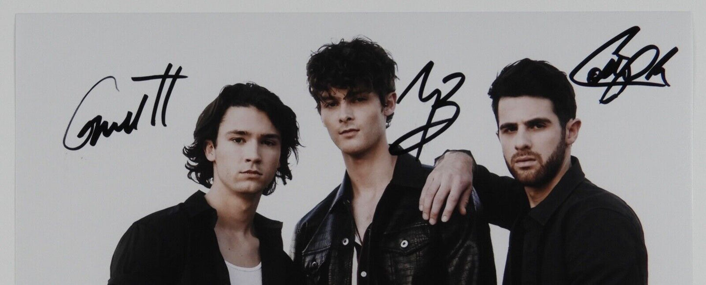 Restless Road JSA Signed Autograph 8 x 10 Photo Country Music Star