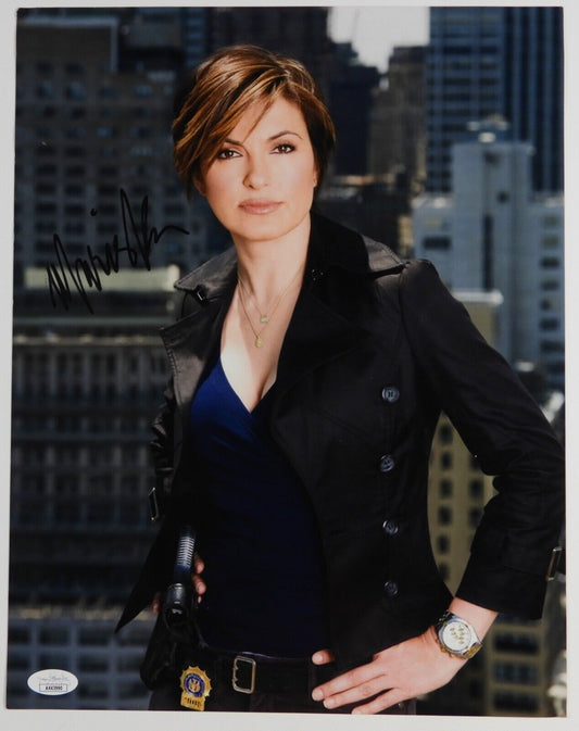 Mariska Hargitay Law And Order SVU Signed JSA Autograph Photo 11 x 14