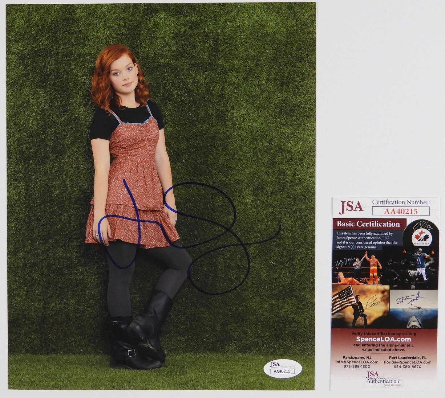 Jane Levy Suburgatory JSA signed autograph 8 x 10 Photo