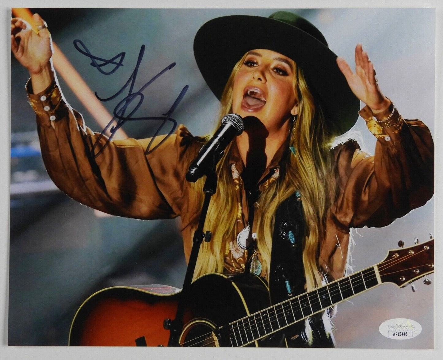 Lainey Wilson JSA Signed Autograph 8 x 10 Photo Country Music Star