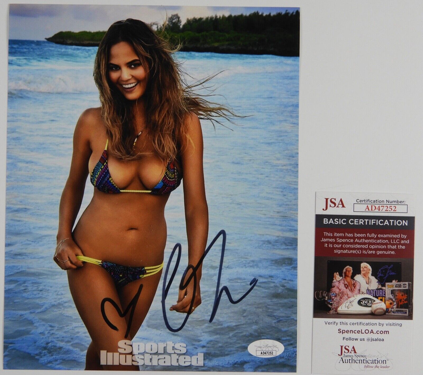 Chrissy Teigen JSA Signed Autograph Photo 8 x 10