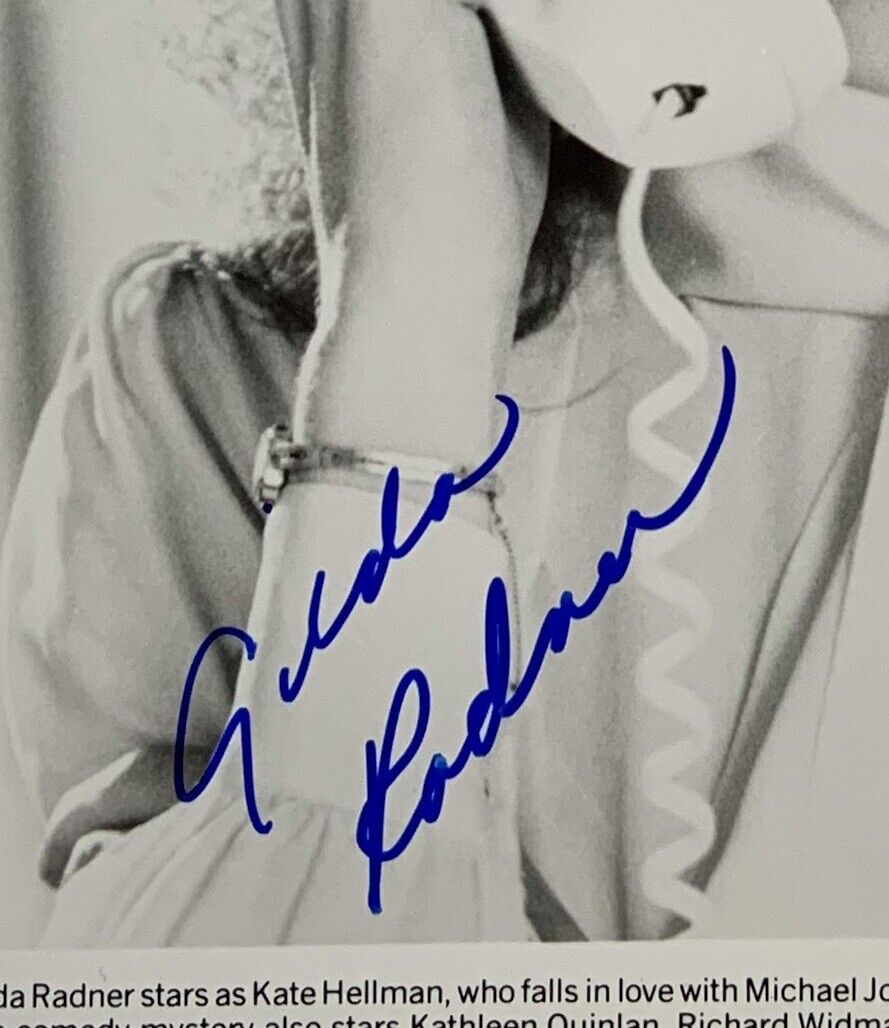 Gilda Radner JSA Signed Autograph 8 x 10 Saturday Night Live SNL Hanky Panky