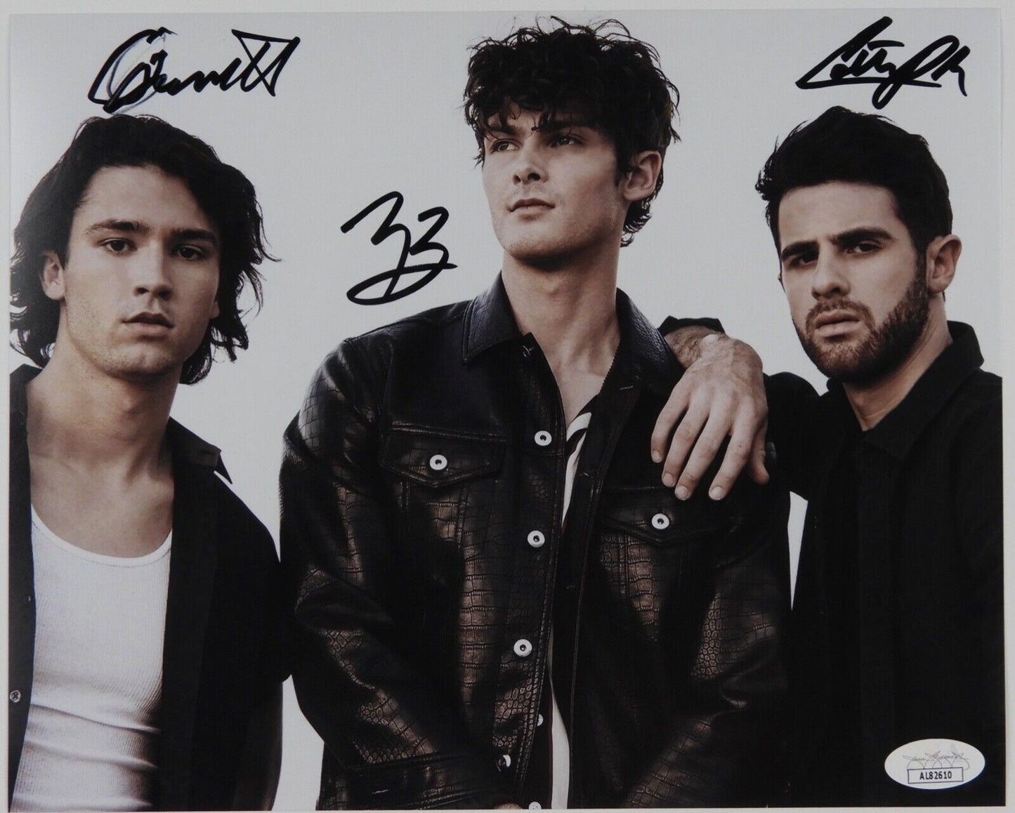 Restless Road JSA Signed Autograph 8 x 10 Photo Country Music Star