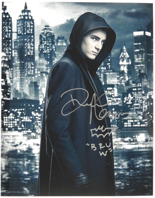 David Mazouz Bruce Wayne Batman Gotham JSA Autograph Signed Photo 11 x 14