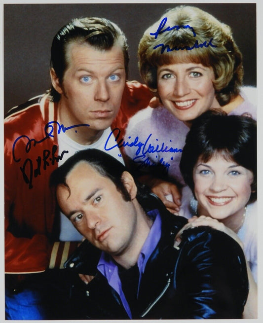 Laverne And Shirley Cast JSA Autograph Signed Photo 8 x 10 Penny Marshall +