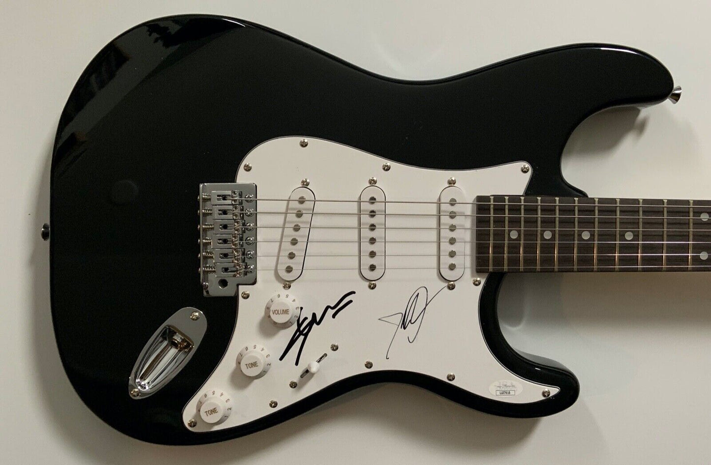 System Of A Down JSA Autograph Signed Guitar Stratocaster Shavo Odadjian