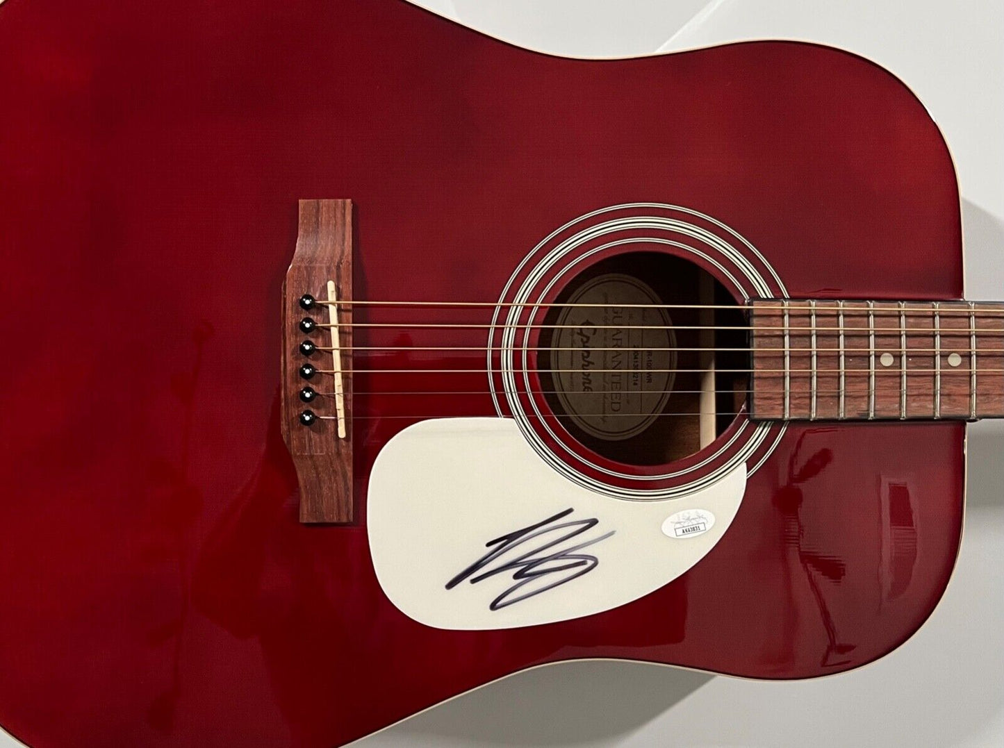 Luke Bryan JSA Autograph Signed Guitar Epiphone Acoustic Guitar