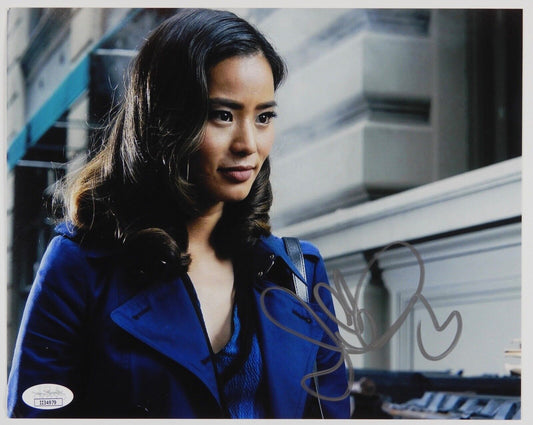 Jamie Chung Autograph JSA 8 x 10 Signed Photo Gotham